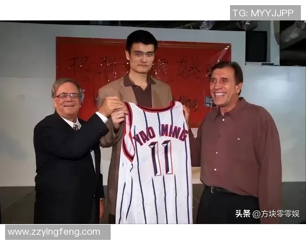 姚明脚踝伤愈归来重返赛场展现不屈精神与篮球魅力